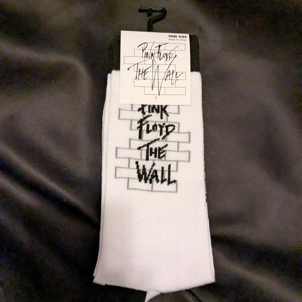 Roger Waters Music 'Pink Floyd The Wall' socks...NWT